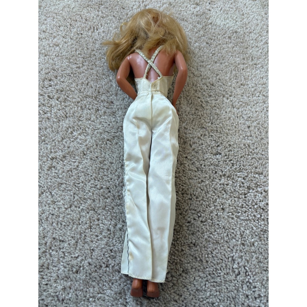 Vintage Barbie Glamorous Silver Jumpsuit Blonde 1976 Mattel 18"‎ Original Outfit - Picture 6 of 15